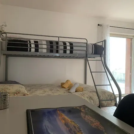 Holiday home Le Refuge Campagnard-bus-gare Le Gond-Pontouvre